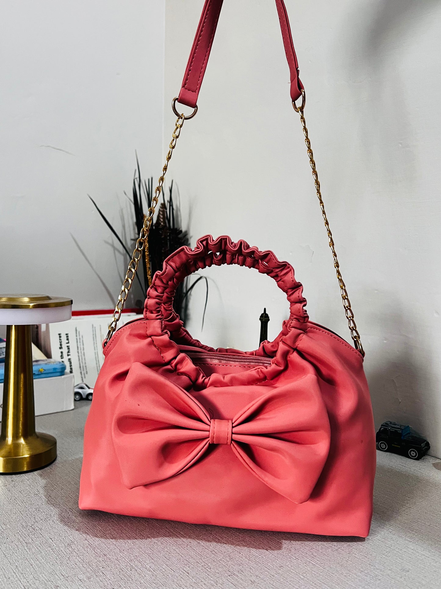 Twisted Bow Bag – Pink